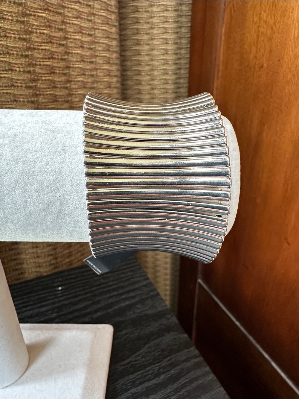 Lane Bryant Silver Tone  Ribbed Stretch Cuff Bracelet - Picture 5 of 8